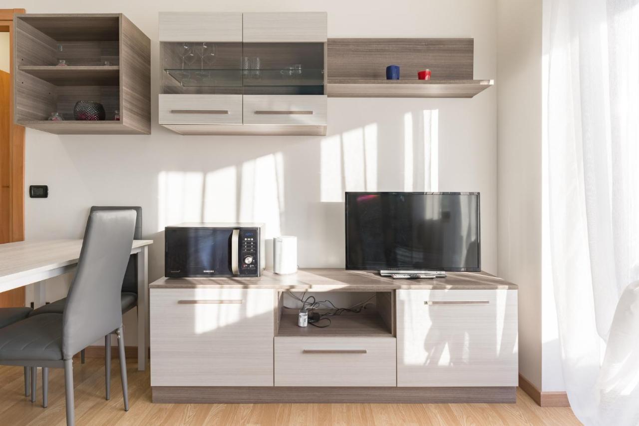 Casa Mya Apartment เวโรนา ภายนอก รูปภาพ